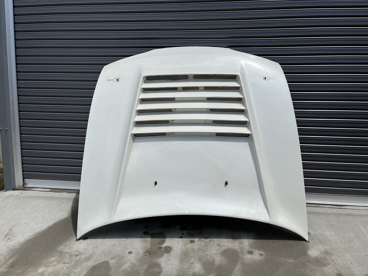 kenkenzenki's tweet photo. スタンス車高調 8万円
BNスポーツS14 前期 ボンネット  6万円
着払いで発送可‼️ボンネットは時間もらいます🙏 https://t.co/SwxCeKXbve