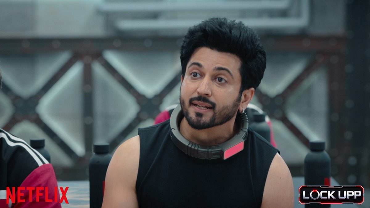 DheerajDhoopar's tweet photo. The more we watch him, the more reasons we find to admire him. ❤️

What's the first word that comes to your mind when you see DD? 👇
- Team DD

#DheerajDhoopar #LockUpp #SuperDhooparInLockUpp #Netflix #NetflixIndiaReality https://t.co/aQIi4QIvqD