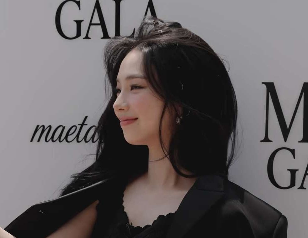 쓔 tweet media