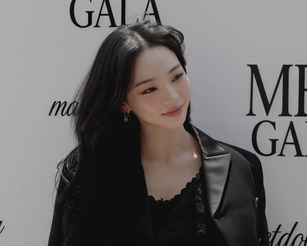 쓔 tweet media