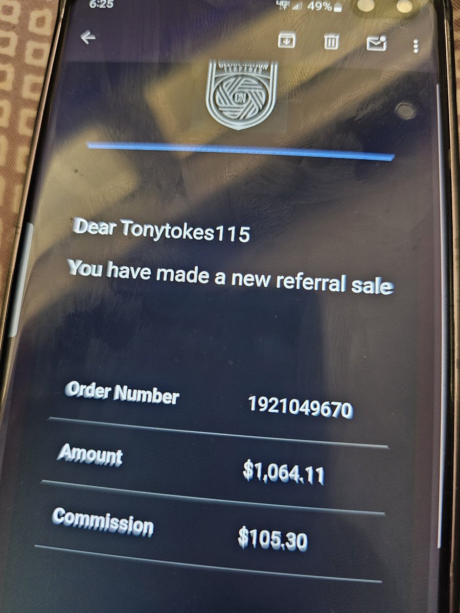 Tonytokes115's tweet photo. So clear nation terps Omar can't pay affiliate marketing team been over 1yr this scammers has basically not paid or has left the country shit products and bad for the community can't return calls or emails sad https://t.co/q3jw9CfMP3