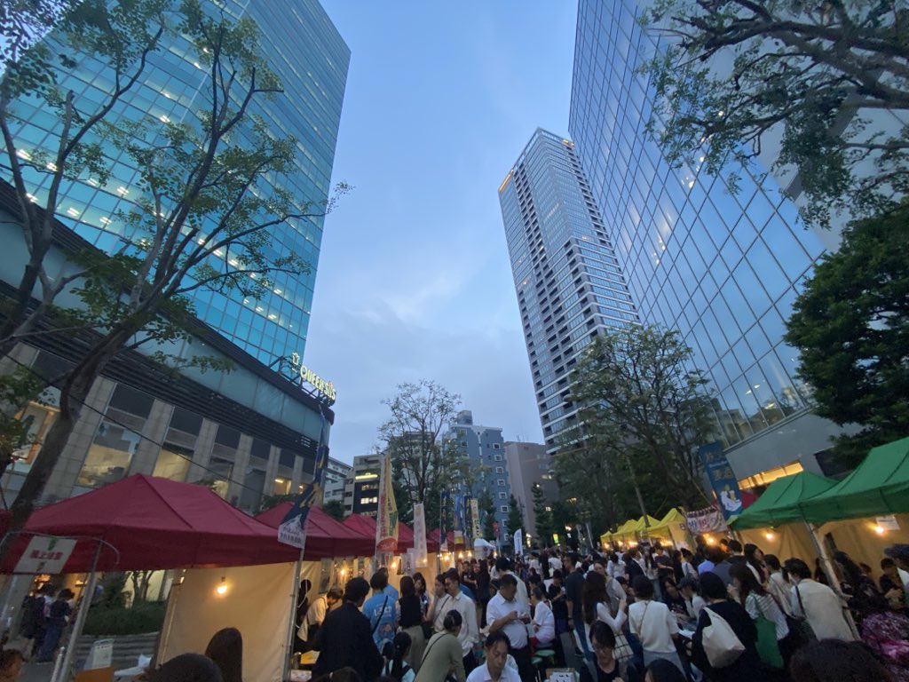 khsjpjp's tweet photo. お祭りや！ https://t.co/ZWZfCi4J08
