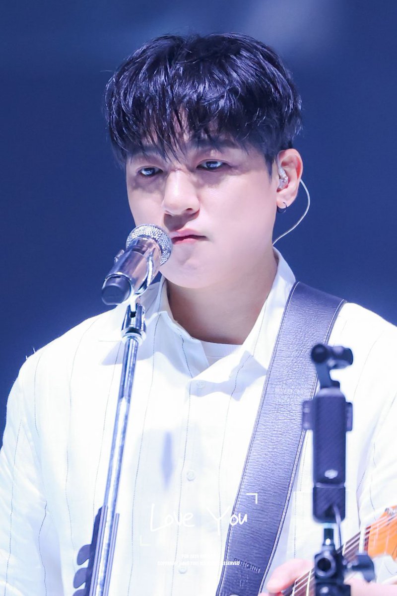 love_u_116's tweet photo. 260703 #성진 #DAY6 #SUNGJIN
93방이 https://t.co/S7srJeAu2z