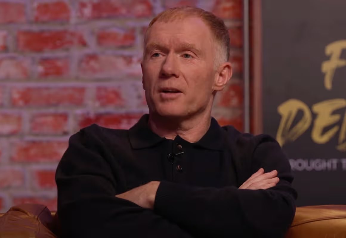 mufcMPB's tweet photo. 🚨🚨🗣️ Paul Scholes:

“What are United doing [on transfers]? There must be something going on behind the scenes, but they’ve got Champions League to play. They’ve got to start doing some business pretty soon. They probably need three midfield players.” #MUFC [@goodbadftblpod] https://t.co/nEVXKuSqTk