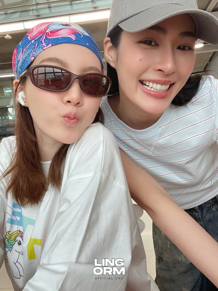 LingOrmTagTrend's tweet photo. เป็นตาฮักหลายยยย 😭😭😭

#หลิงออม #LingOrm #หลิงหลิงคอง #LinglingKwong #ออมกรณ์นภัส #OrmKornnaphat https://t.co/3VI4337KZb
