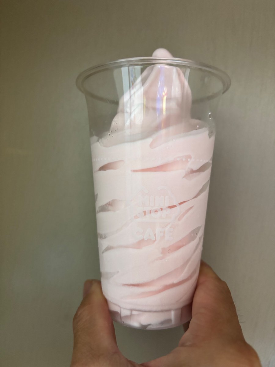DaikiOguchi's tweet photo. 北海道ミルクソフト無料券プレゼント企画！🍦
7/3 19:00~20:00に @ministopfanと #バリと北海道ミルクソフト をつけてミニストップのソフトクリームの画像を投稿しよう！
https://t.co/SdZOLVLCFd https://t.co/Pc05Ux2yHj