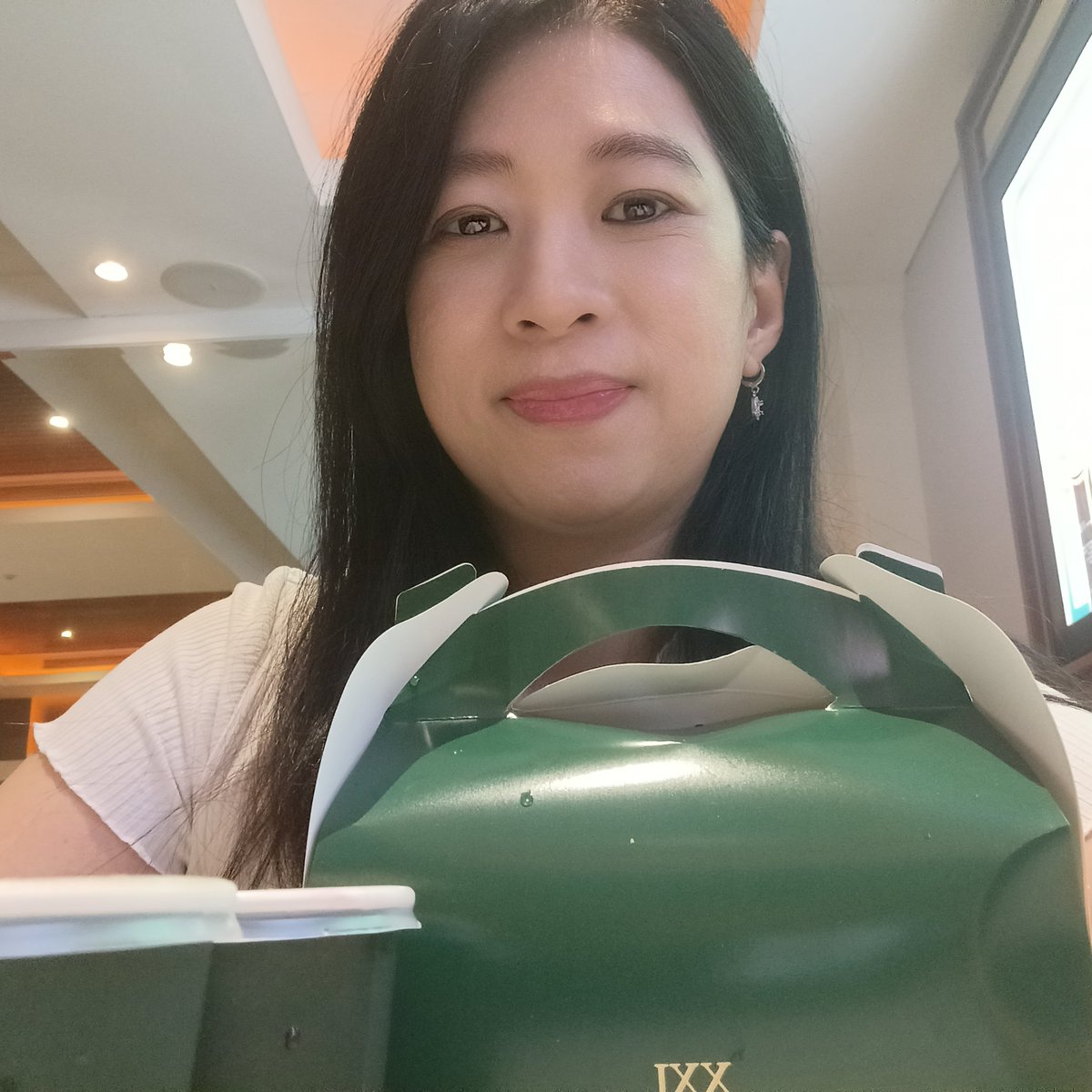 Joezackson1's tweet photo. Terkadang perlu juga hanya hidup untuk hari ini tanpa memikirkan hari esok untuk menikmati apa yang sudah kita hasilkan dari jerih payah kita, tapi jangan kebablasan ya man teman karena merancang masa depan adalah yang terpenting agar hidupmu sesuai dengan yang kamu impikan 😁 https://t.co/4Jp66lYfMN