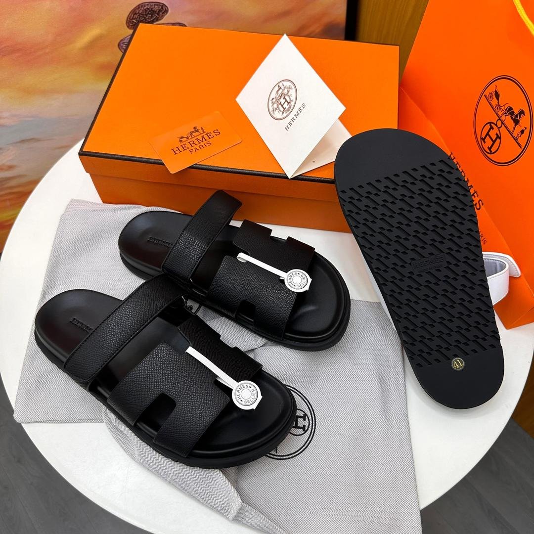 Khaleephyakasai's tweet photo. I have these beautiful Shoes at an affordable Prices of 50k.
Location Kano 
Delivery Nationwide
Contact 08031126110 https://t.co/LSDvE4AEDw