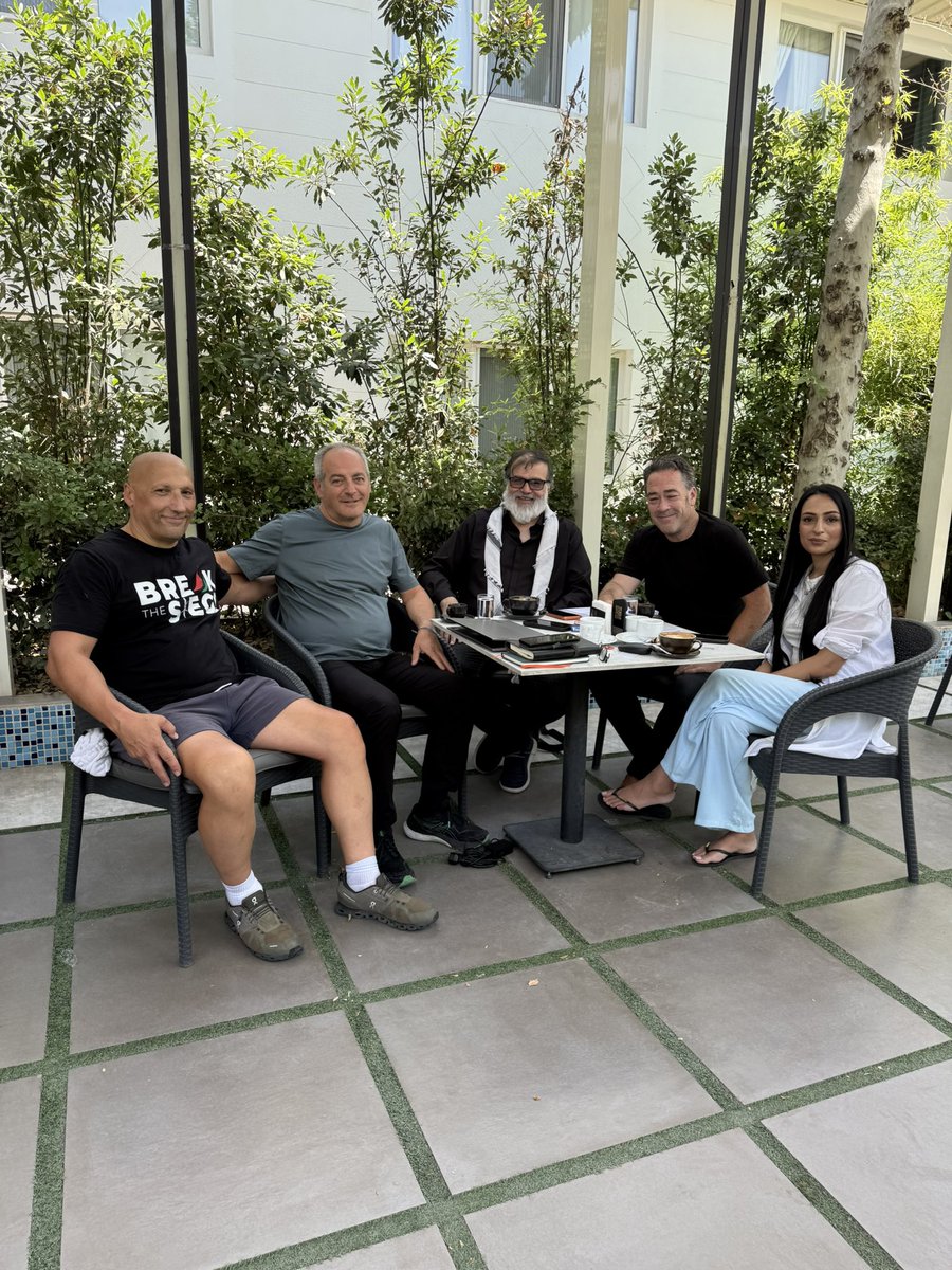 dimitrilascaris tweet picture