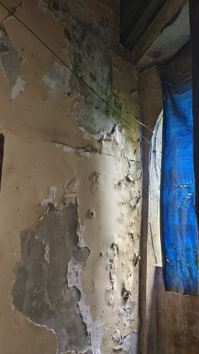 vabhi102's tweet photo. Thanking you.
Yours faithfully,
All Residents and Tenants of
Topiwala Building
Address: Dr. Babasaheb Ambedkar Road, Parel Mumbai - 400012
Enclosures:
Photographs and videos of the building
#Redevelopment #UnsafeBuilding #DangerousBuilding #GovtActionNeeded #SafetyFirst #Mumbai https://t.co/XD7G8q44Gr