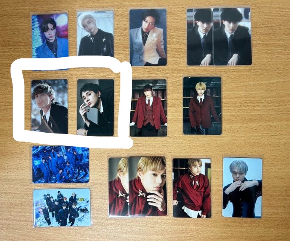 yukaa0602's tweet photo. @shdk_trhk 検索より失礼致します。
ジャンくんの生写真、トレカ所持しております。
画像の他にStudioのクリアトレカ(名前なし)もあります。
ご検討お願いいたします。 https://t.co/C6AwDwr2hF