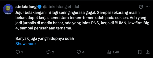 adambrotowijono's tweet photo. bisa gitu kemarennya cari kerja,paginya beli oleh oleh di wonosobo, siangnya jualan cake, sorenya ngeluh aturan kantor 🤣 https://t.co/QBF3xzHkaZ