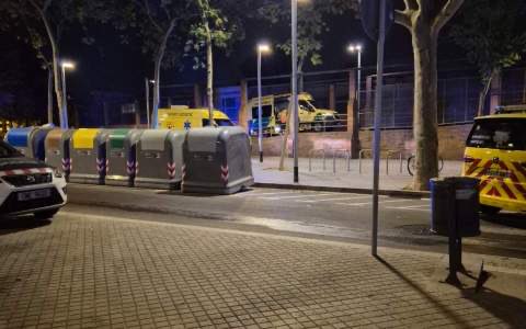 convergents_cnv's tweet photo. Costa assumir que un noi de només 15 anys hagi mort assassinat a trets en un parc de Barcelona.

Cap família hauria de viure un dolor així.

No podem acostumar-nos als tirotejos. Recuperar la seguretat als nostres carrers ha de ser una prioritat de país. https://t.co/ea4g4XNQj8