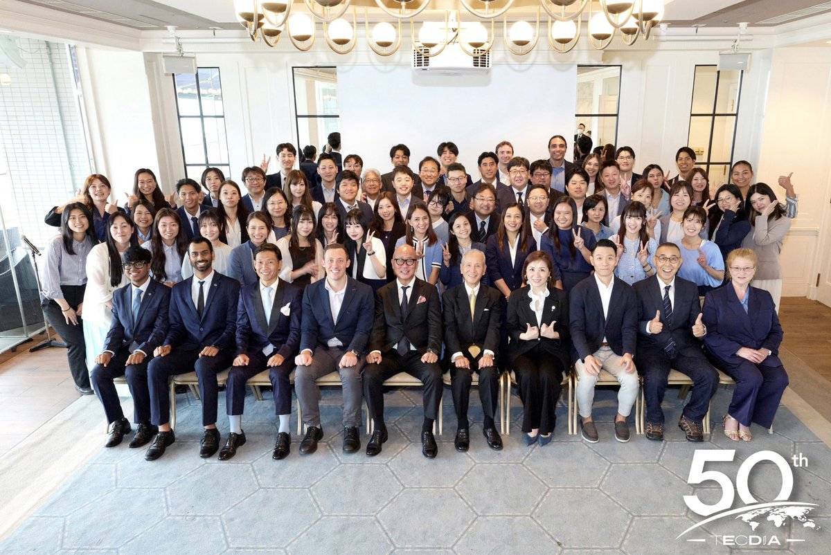 tecdia_pr's tweet photo. TECDIAの「I」は、「人」。
一人ひとりの力が集まり、
チームになる。
チームの力が重なり、
50年の歩みを築いてきた。
そして、その力が、次の50年をつくっていく。
#TECDIA #テクダイヤ https://t.co/TXU50f73Ml