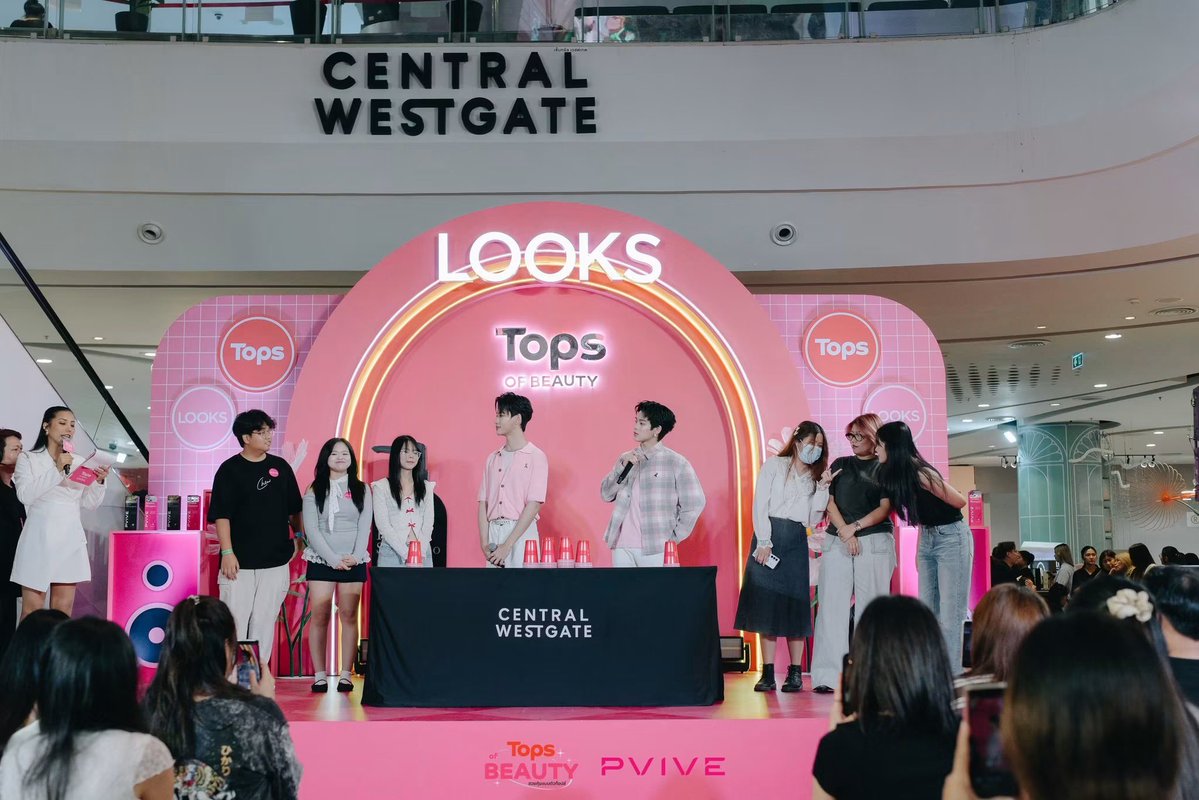 Pvive_official's tweet photo. รวมโมเมนต์สุดพิเศษจากงาน Tops of Beauty
ขอบคุณทุกเสียงตอบรับ ทุกกำลังใจ และทุกคนที่มาร่วมสร้างช่วงเวลาดี ๆ ไปด้วยกัน แล้วพบกันใหม่ในกิจกรรมครั้งหน้า 💚 

https://t.co/F8h3yCNFif

#Pvive  #TopsThailand #TopsofBeauty #PviveXKritPhop #กฤษฎิ์ภพ #KritPhop #krmjtc #ppophs https://t.co/xruTQZ2ReT