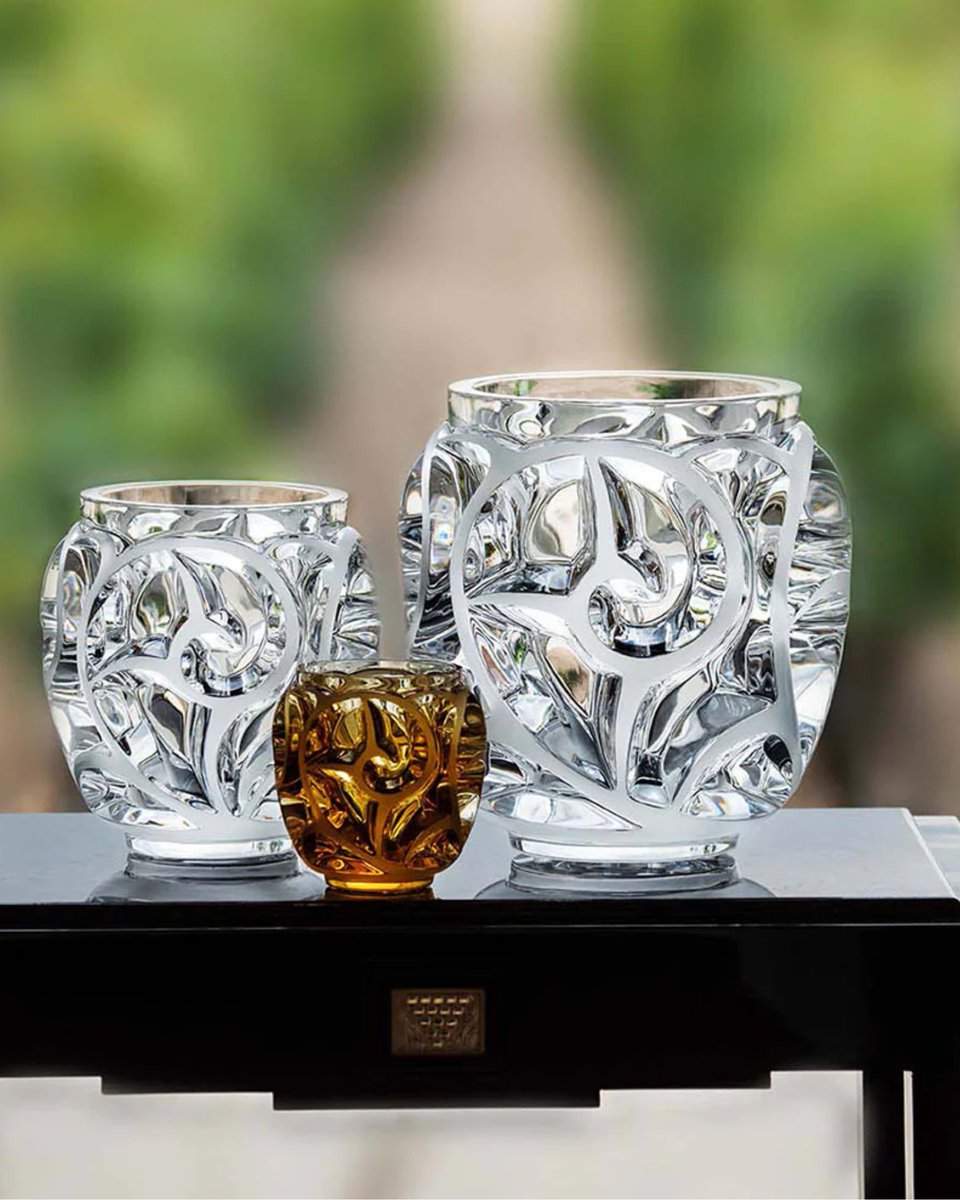 LewisWarkLtd's tweet photo. Celebrating 100 years of a style icon! The Tourbillons vase remains a timeless classic, blending elegance and history in every curve. Add a touch of enduring beauty to your space with this iconic piece.
#TourbillonsVase #StyleIcon #TimelessDesign https://t.co/RJ7qDxFEJk
