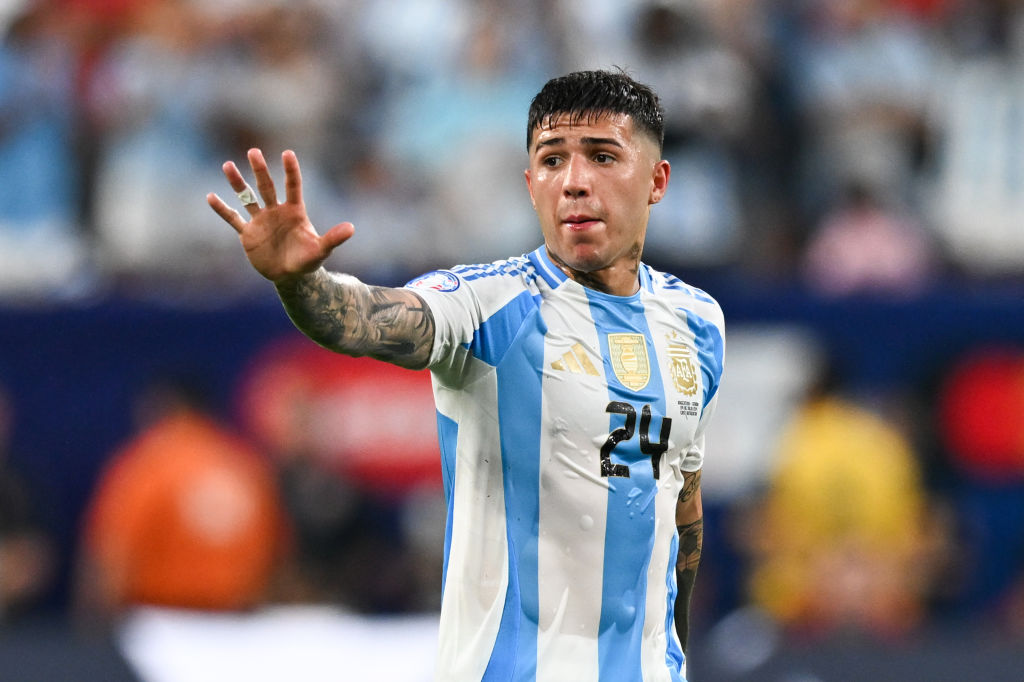 NizaarKinsella's tweet photo. 🚨Real Madrid statement on Enzo Fernandez. They "categorically deny speculations" that they are making "any effort" to sign the Chelsea midfielder. They have "no intention of undertaking such an operation."

They say he is a "great footballer" and they have an "excellent institutional relationship" with Chelsea.