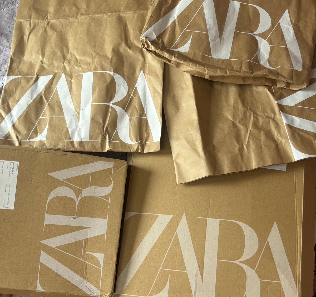sshhushh's tweet photo. May have gone a little overboard at the Zara sale. https://t.co/yS4tPuWeZg