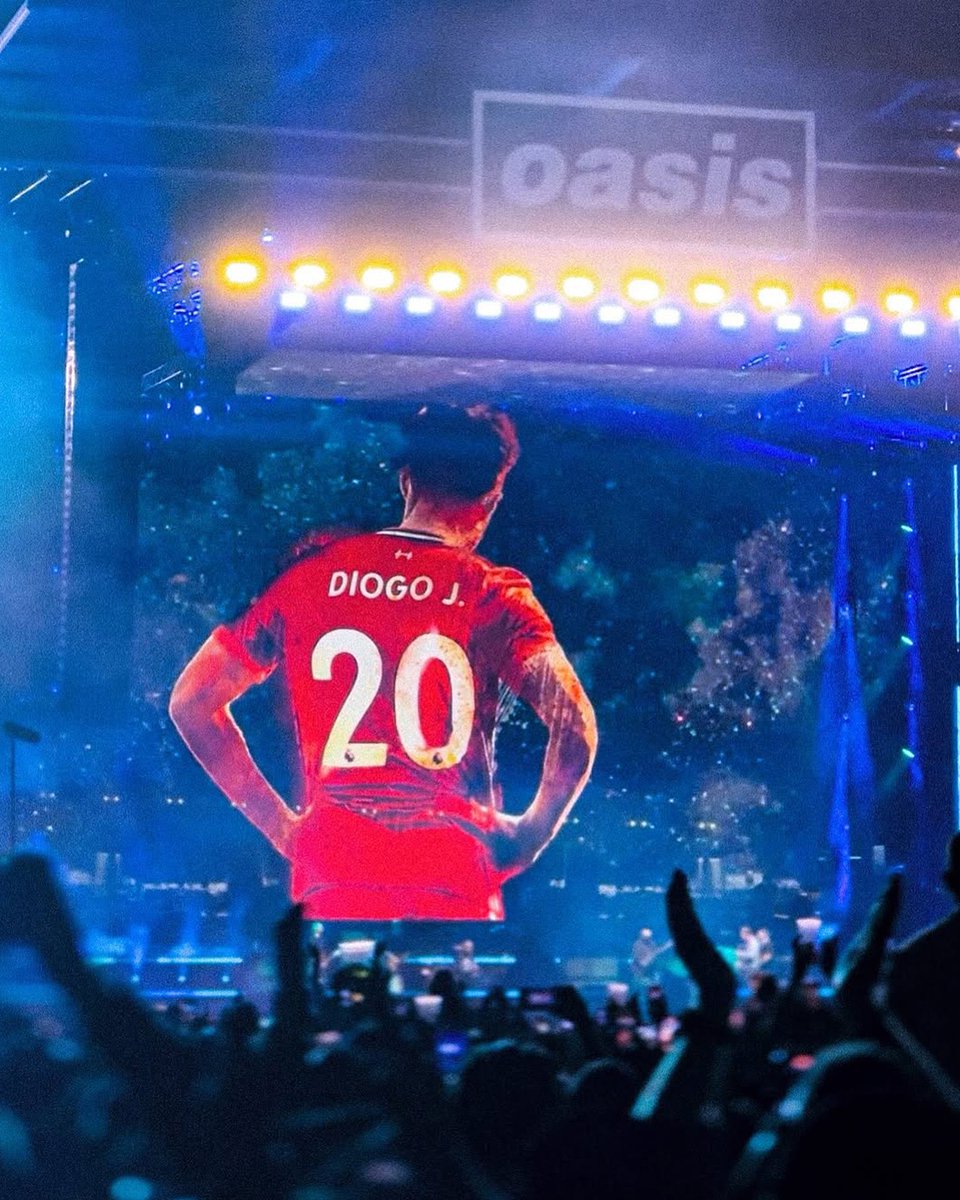 LFCBlinks's tweet photo. 💔🕊️🕯️

Diogo Jota https://t.co/DVJVR7M1WE