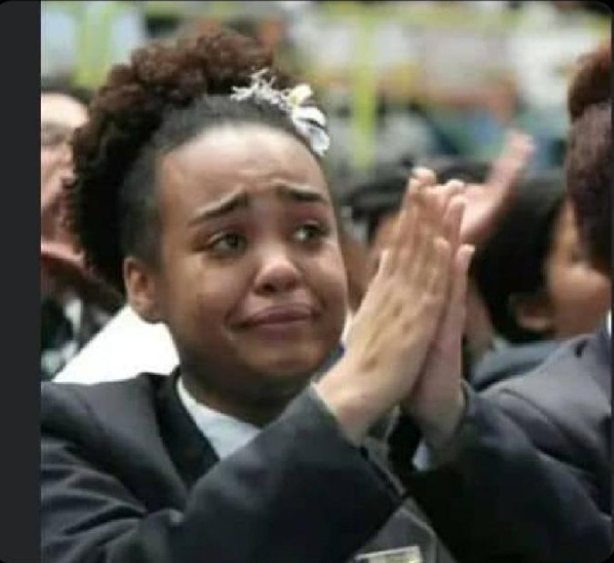 Kayitana12's tweet photo. @Kanonipablo007 Ubwo wabikurukiranye ugasanga koko Mayor Kayitare yarabikoze neza, niba uhatuye kd bikaba bigaragara, nanjye ndamusabiye!
Azamurwe rwose. Abo twahaye power yo kugena ibikwiye, babikore mubishishozi bwabo https://t.co/A2wBD47cEc