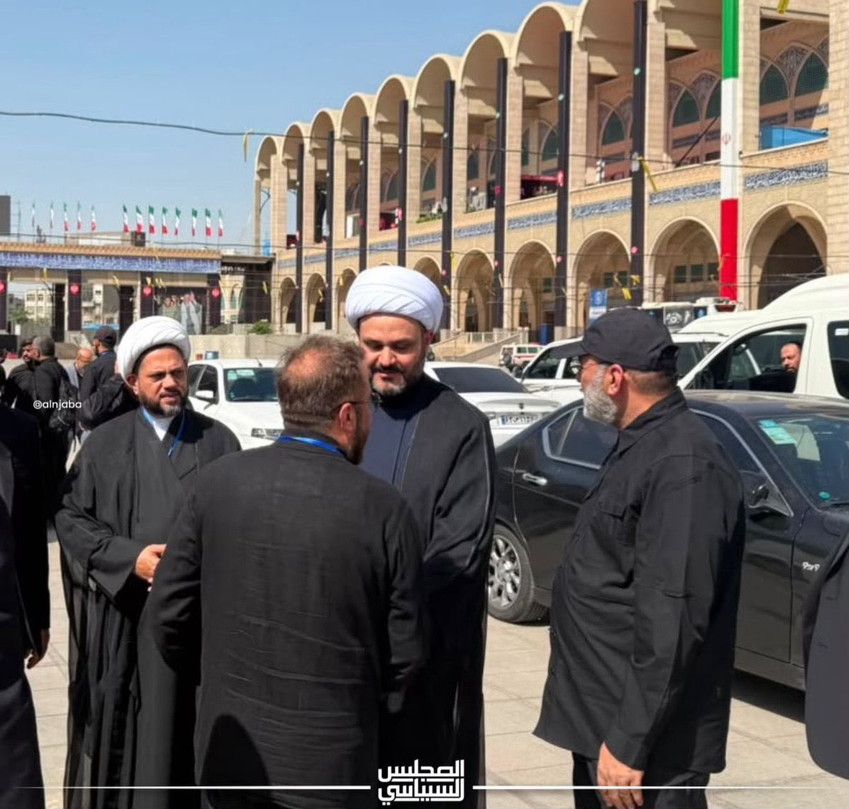 Ali_1AlAsadi's tweet photo. ⚫️ وفد المقاومة الإسلاميّة حركة النجباء برئاسة سماحة الامين العام الشيخ اكرم الكعبي وعضوية رئيس المجلس السياسي الشيخ علي الاسدي والوفد المرافق له في حضرة الشهيد السيد علي الخامنئي لتوديعة.

#كونوا_احراراً 
#قوموا_لله https://t.co/dYcjUhmYlt