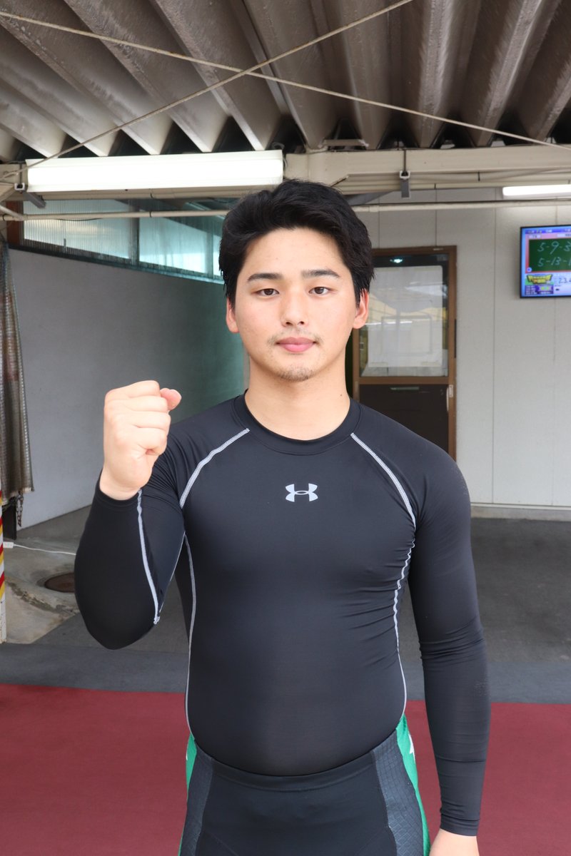 tokyosportsmid's tweet photo. 【#別府競輪】オールチャレンジの今シリーズで１２９期生６人が本デビューを迎える。最終７Ｒは地元ルーキーで在校１位＆卒記チャンプの沢田桂太郎が登場するぞ！

#沢田桂太郎　#坂井央雅　#田中衛太　#半田莉都

初日の全選手コメントはこちら👇
https://t.co/anuLrZsNJ6 https://t.co/tbUGUC9jqd