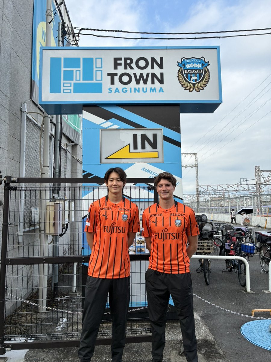 frontale_staff's tweet photo. 【#2026_27川崎商店街回り　鷺沼】

ルイ、クンヒョン遅くなりましたが、鷺沼エリアスタートします 🐬

#frontale https://t.co/Suu8PXnava