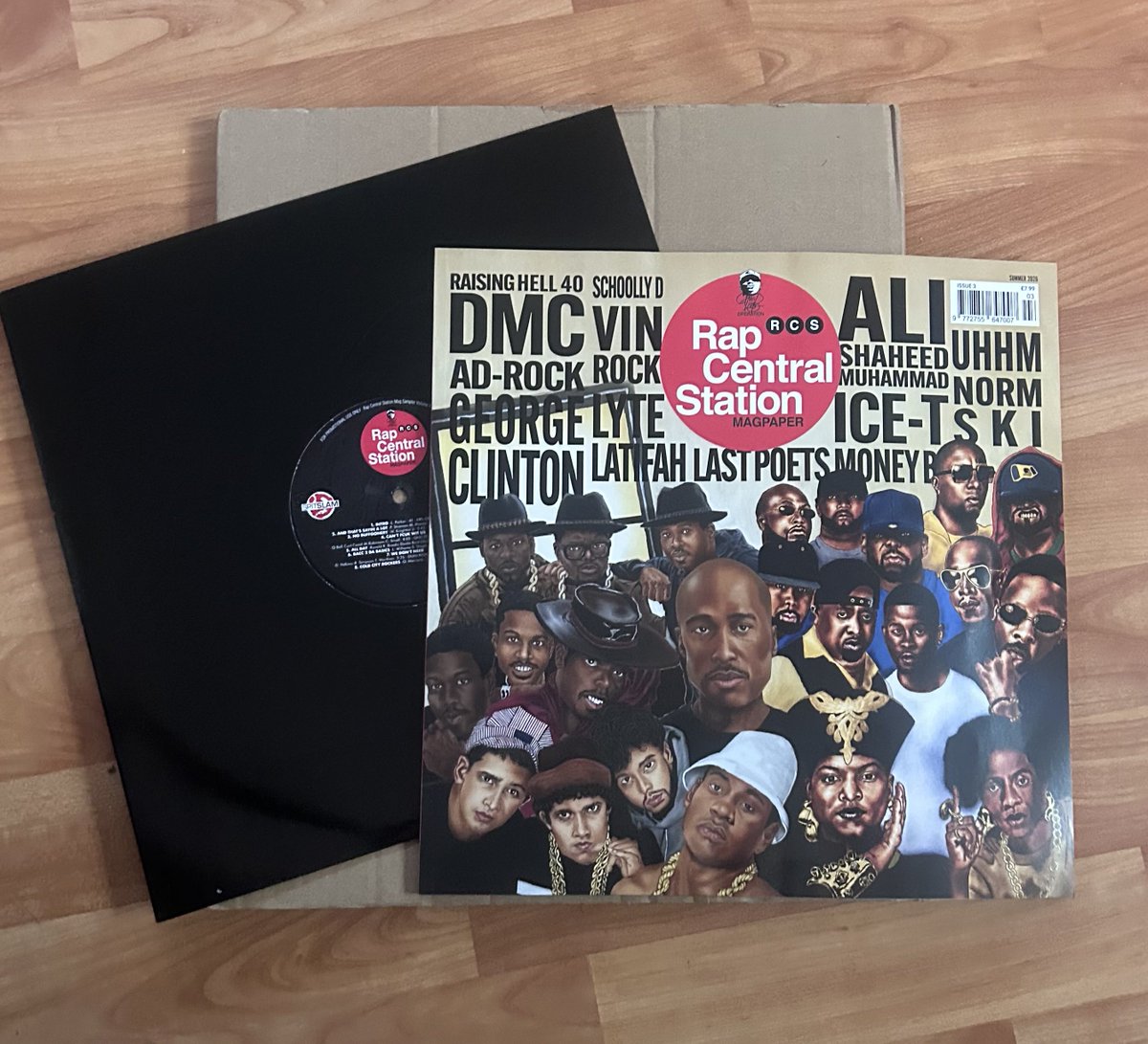 MrChuckD's tweet photo. This is how we’re pioneering RAP HIPHOP magazine to Subscribers The first with promotional 12inch vinyl… Subscribe here Subs https://t.co/uBjCz6Y5Pf
Issue 3 https://t.co/WO5PfNI5xf https://t.co/YacOL1GjBO