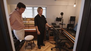 iemonogatari_BA's tweet photo. 明日のお昼は「茅ヶ崎から世界へ音を紡ぐ ヴィンテージ家具が映える家」❗️マリンスポーツを楽しむスポットとして有名なこの町で築24年のマンションを憧れの「防音室」を手に入れるため、こだわりを詰めた音楽家のリモデル‼️サーフィンも楽しみながら曲作りに専念できる空間になりました😊 https://t.co/vLveKyNX2Y