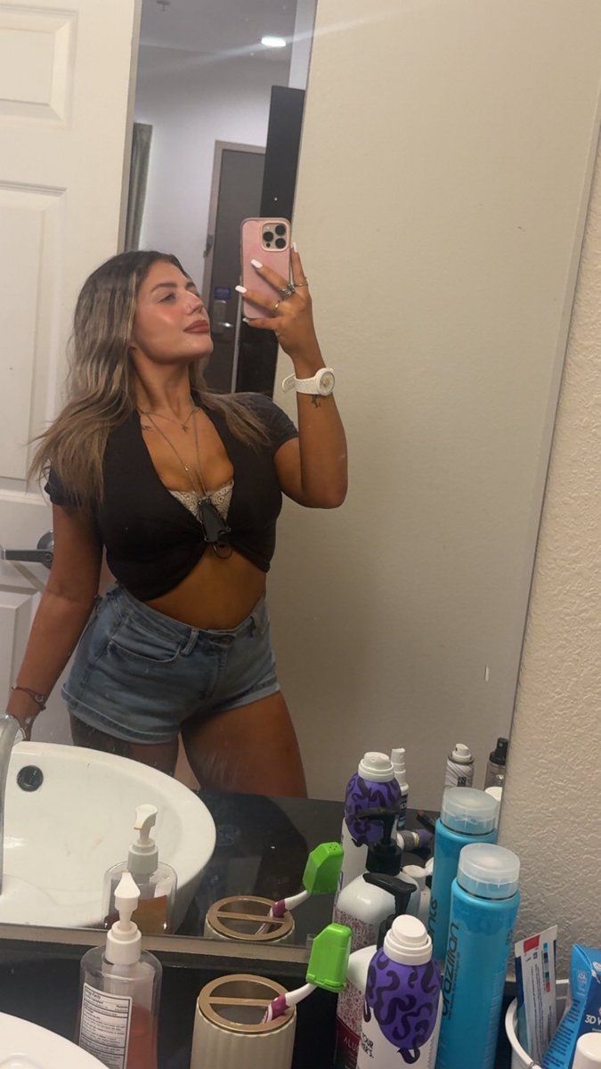 Brittbeforedark's tweet photo. click the link if ya like what ya see 🔥 

https://t.co/qAG6GQoCdw
#NSFW #OnlyFans #OF #hot #newcontent #subscribe #link #NewProfilePic #brittclarkafterdark #cumtributeِs #fetish #role_play #kink #promotwtㅤ @snowbunhustla https://t.co/QdSpWYS4gV