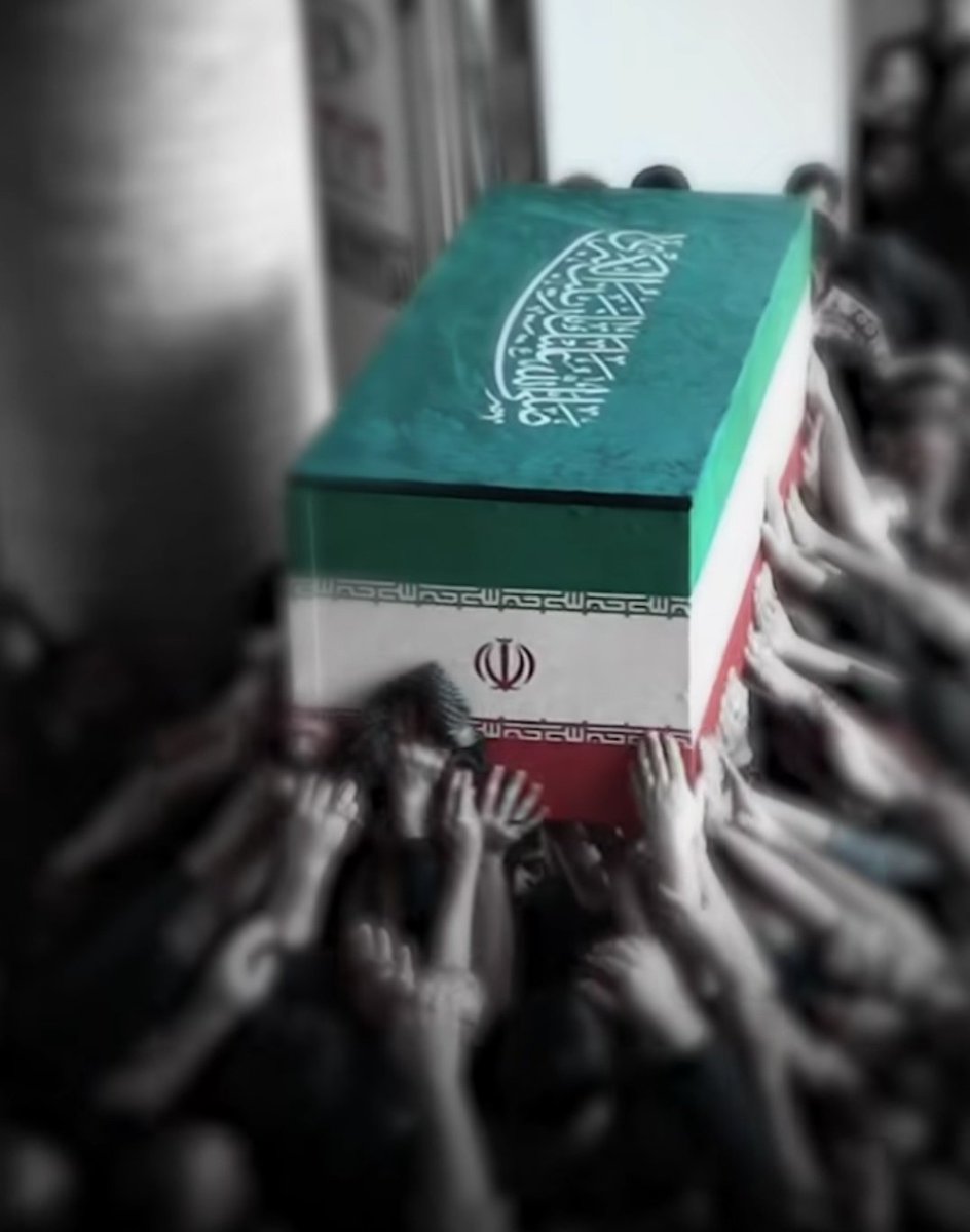agaye_majd's tweet photo. اینک شما و وحشت دنیای بی علی... https://t.co/9P8bwUswI7