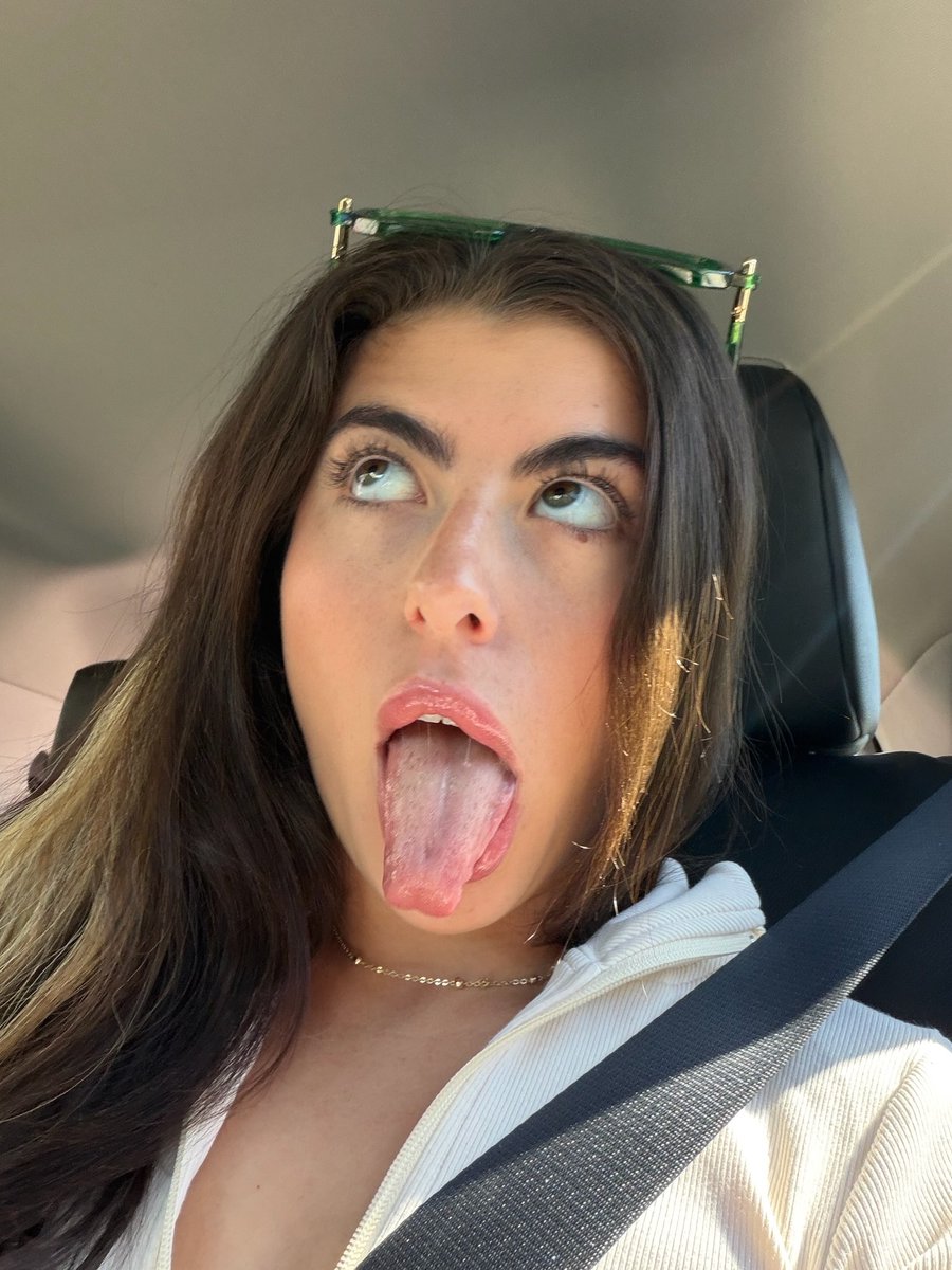 thegalritchie's tweet photo. Freaky Friday... take the first month free on my OF 🖤🖤 https://t.co/Ozylo4aTDL https://t.co/WE6o3vz8ps