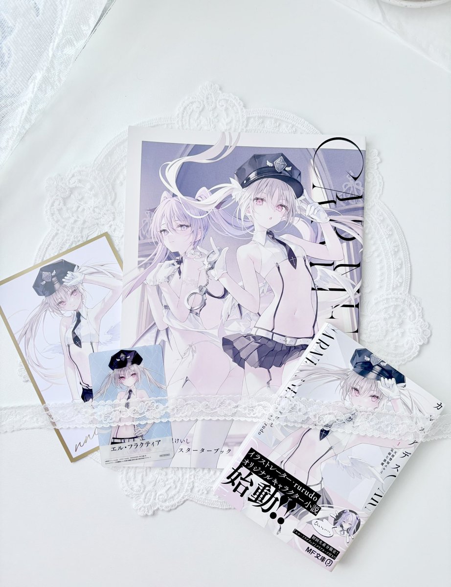 bloomcollects's tweet photo. rurudos elle and eve might be my favourite ocs ever 🤍 https://t.co/tsdHe1zfgo