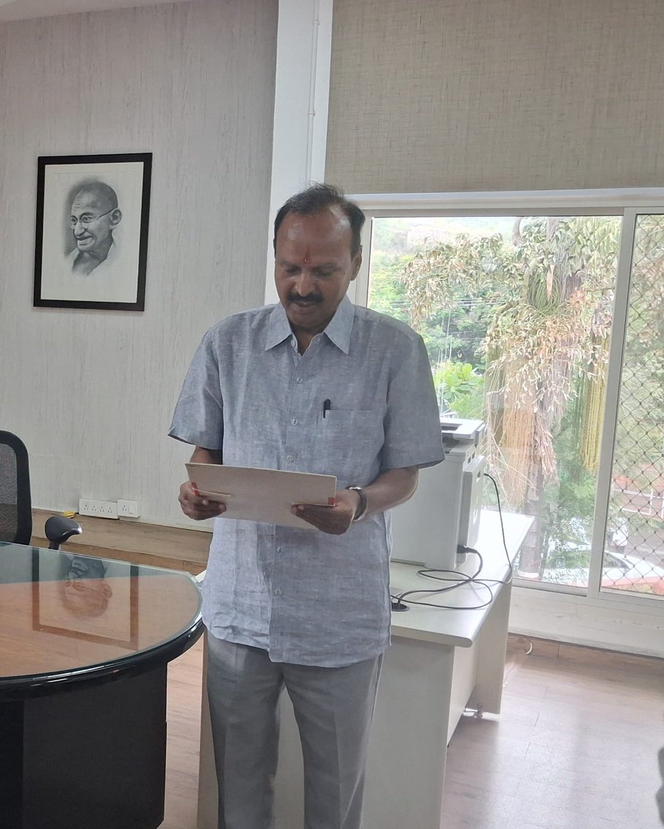educationnagari's tweet photo. प्रो. (डॉ.) संतोष आनंद ने संभाला राजस्थान लोक सेवा आयोग के सदस्य पद का कार्यभार
#EducationNagari #RPSC https://t.co/17EWJYAcdv