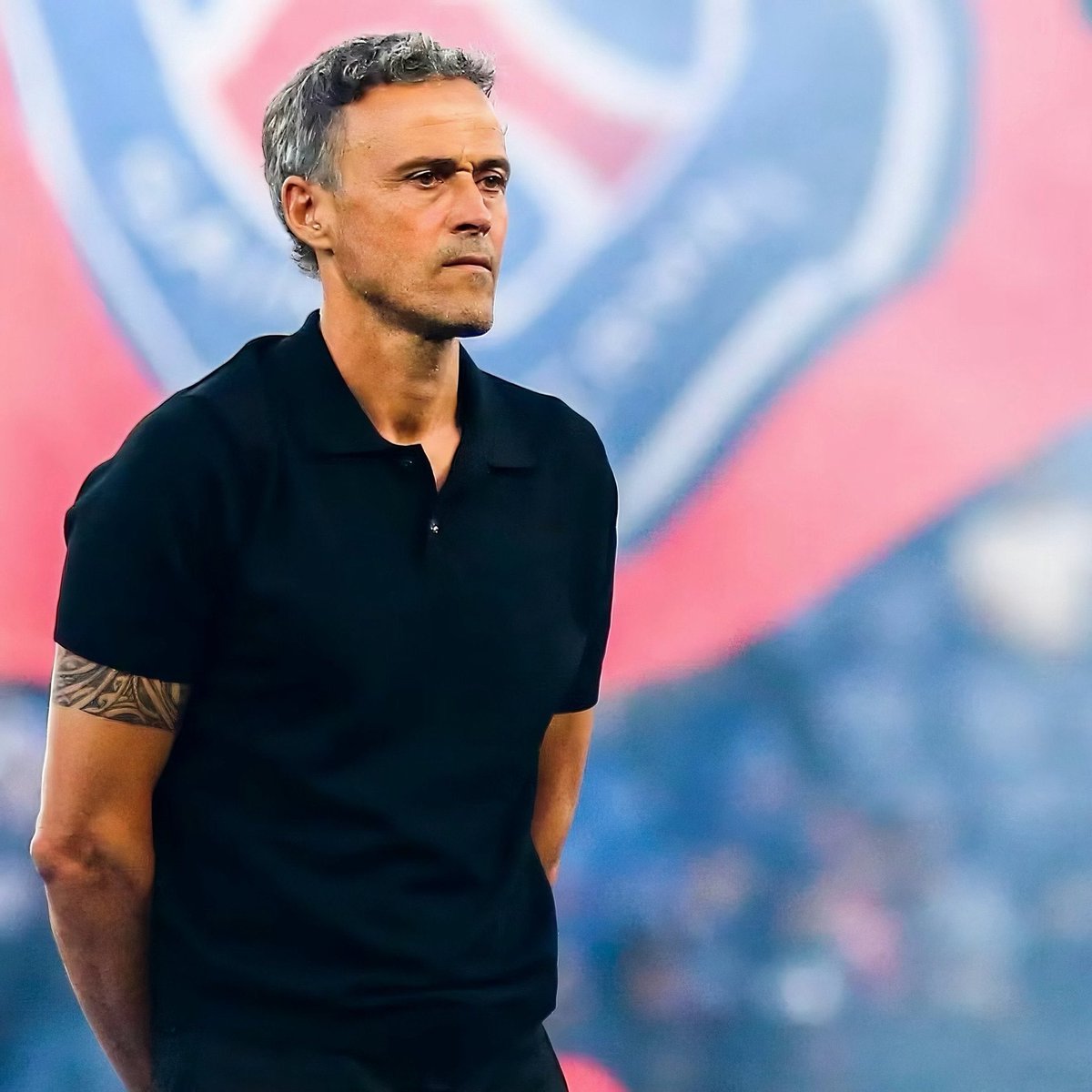 wilson_4xt's tweet photo. 🚨 BREAKING: PSG manager Luis Enrique has reportedly submitted his dream 5-man transfer shortlist to the board as he aims to three-peat the UEFA Champions League next season.

🇳🇴 Erling Haaland (€90m)
🇧🇷 Vinicius junior(€82m)
🇧🇷 Gabriel…listed https://t.co/HtRfC2AJHt