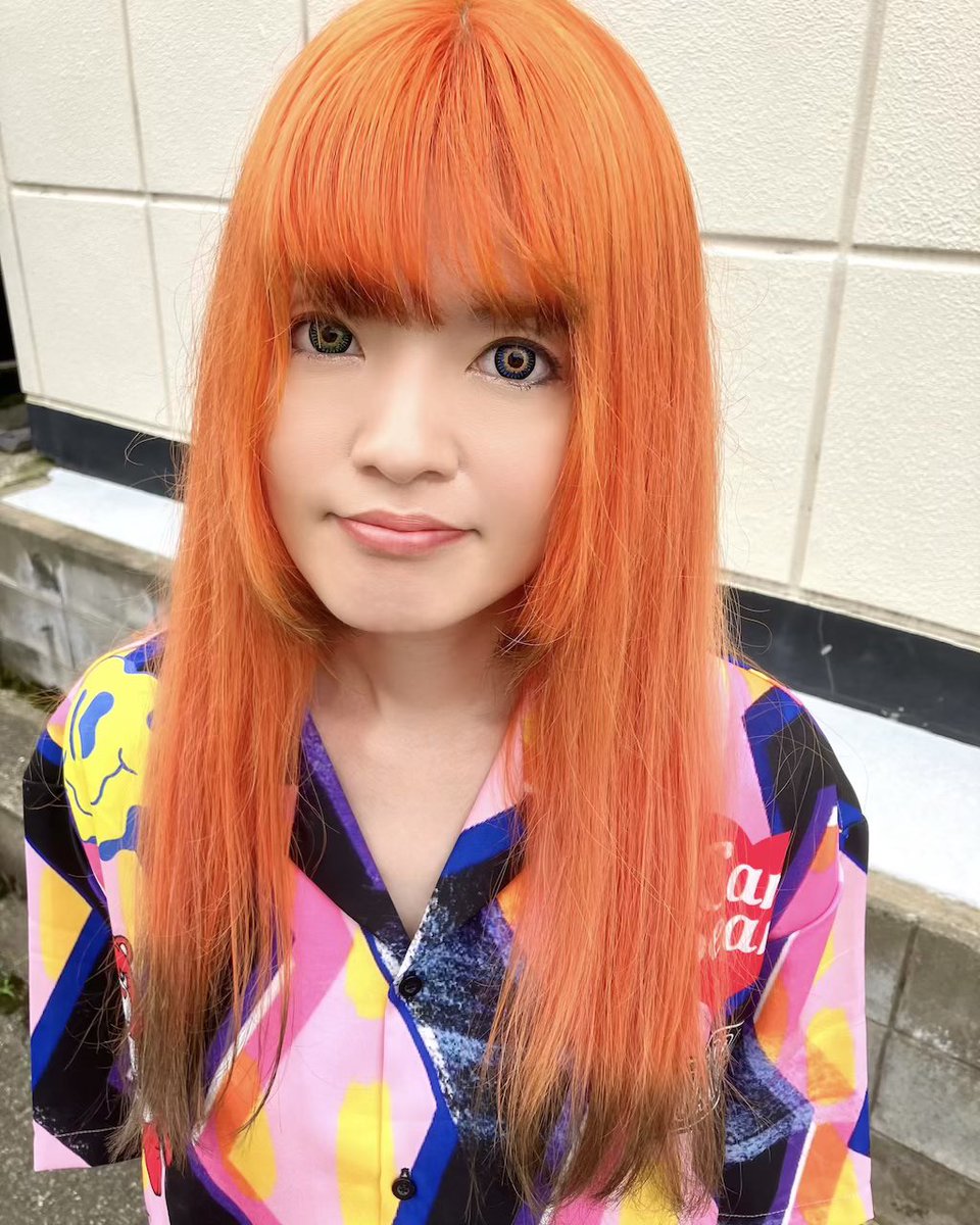 suzu_queen's tweet photo. ようやく美容院いてきた❣️
マンゴーオレンジにキャンディーピンク混ぜた色🧡
ポイントですぐとれ黒🖤

#エンシェールズ #カラーバター https://t.co/ML8Pqwd9Ob