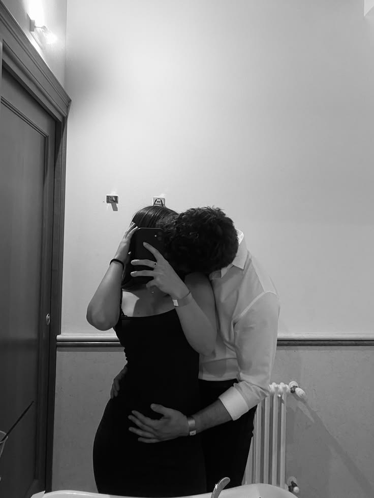 Rana101940's tweet photo. 🖤 https://t.co/FcUEqeio7k