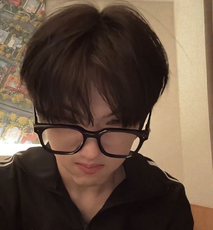 Haec0_'s tweet photo. 쮜
킁... https://t.co/AFSU5tcXpK