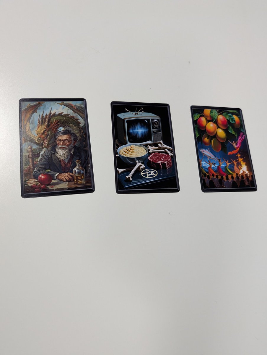 sugaLXA0111's tweet photo. なにを連想する…？

俺は勝手にこっちのカードで
ドラゴン　お肉　炎
でモンスターハンター

上手に焼けました！

https://t.co/cSPwDZ5Ogs
#ボードゲーム
#ナニカ https://t.co/Qi6OZ6K6ZY