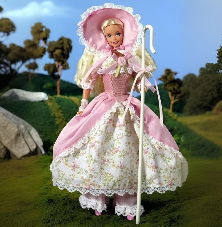 cupcakebambii's tweet photo. 1996 little bo-peep Barbie Doll ୨୧！ https://t.co/tO1rYqZv1I