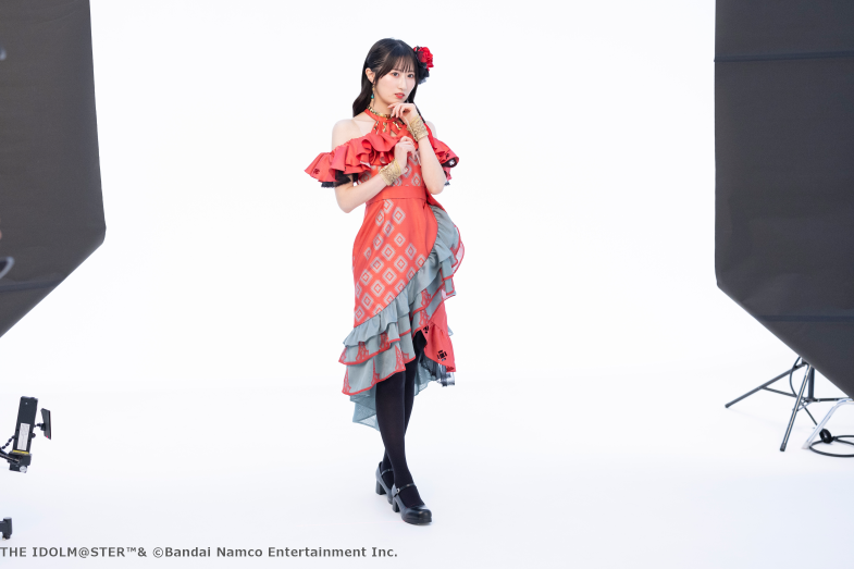shinyc_official's tweet photo. ✦・・・━━・
  #シャニマスソロライブMSP
公式グッズ事前販売ファイナル
　　　　　　　・━━・・・✦

🚨受注は明日7/12(日)まで🚨

パンフ撮影のオフショットを公開✨

ソロ衣装姿のキャスト28名の撮りおろし写真を掲載📷
豪華なパンフをお見逃しなく🎵

◇特設サイト
https://t.co/kfxoOsCppU https://t.co/oYyCdZik5A