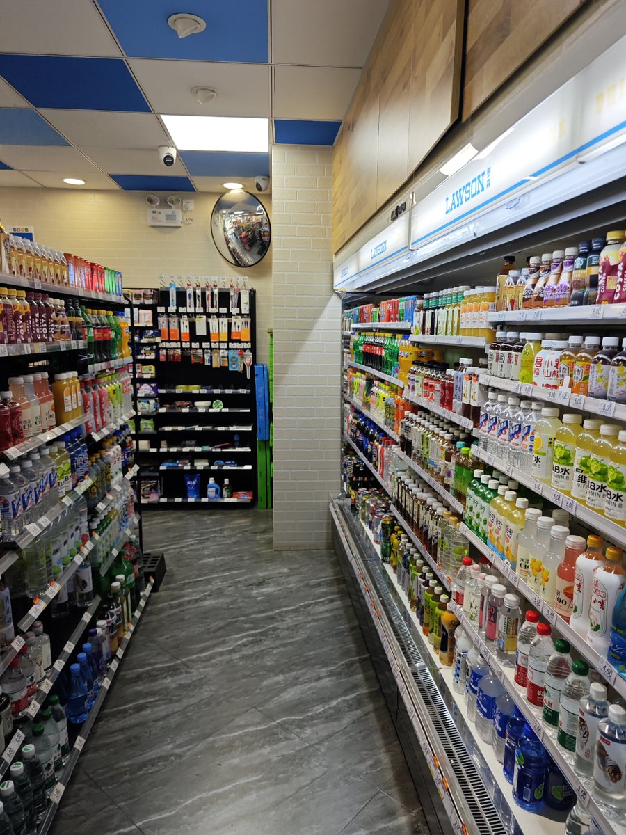 RaveenJhone's tweet photo. Just stocked up your favorite midnight snacks + cold brew!  Grab yours before they’re gone — late-night munchies fix is here!， https://t.co/hVfnJUgLsw