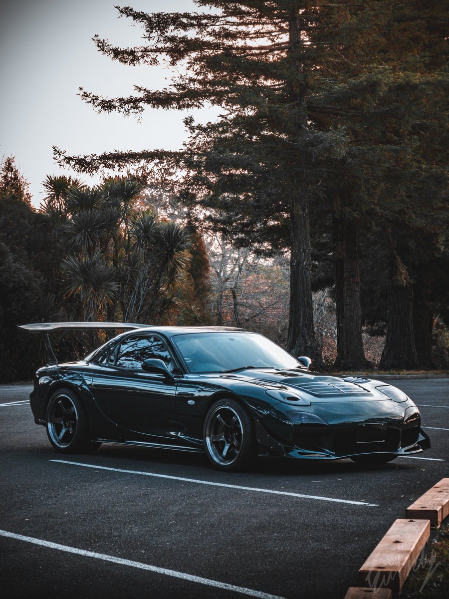 evilrotary7's tweet photo. Misty Friday afternoon, Rx7 #fujitaengineering #rx7 #FEED https://t.co/6Su9Pp49H2