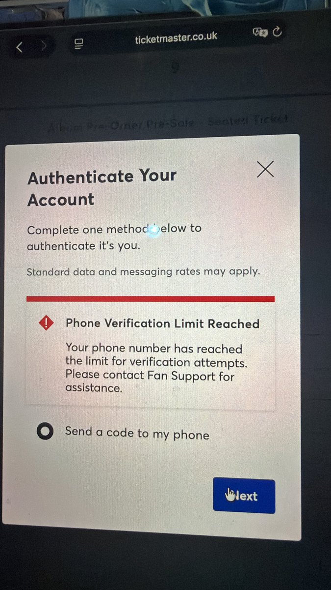 plumslurpee's tweet photo. @TicketmasterUK hey can you please help me to solve this issue??? i need to transfer my tickets but i can’t do so because everytime i click on next it keeps crashing https://t.co/qEvoz4Cr5H