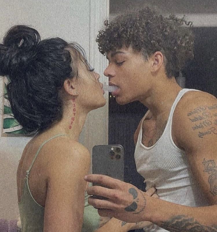 kaythecasa's tweet photo. my love language https://t.co/FgojjvAsdl