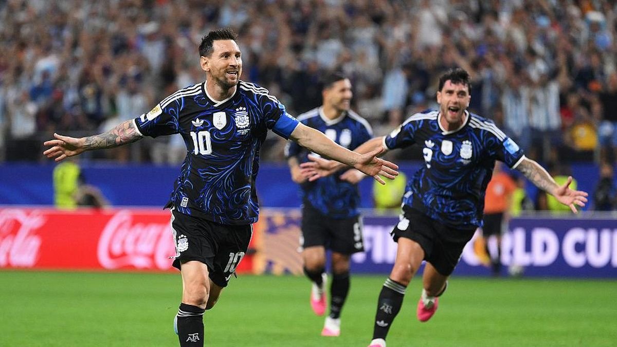 Berita Sepakbola Dunia tweet media