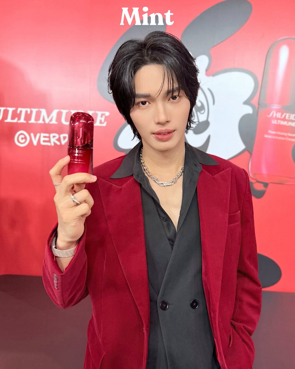 mintmag_th's tweet photo. หล่อสมตำแหน่ง! #MintReports เสิร์ฟความหล่อชัดๆ ของหนุ่ม  #วินเมธวิน Friend of SHISEIDO ประเทศไทย ภายในงาน ULTIMUNE X VERDY POP UP ณ Beacon3, centralwOrld  💚

WIN ULTIMUNE STUDIO CTW 
#WINwithULTIMUNE
#winmetawin 
#ULTIMUNESTUDIOatCENTRALWORLD 
#ShiseidoThailand 
#MintMagTH https://t.co/GRy35PEyPw