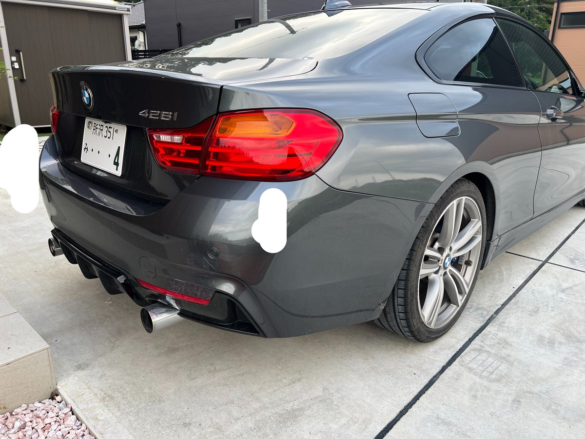 Hamchiiiiz's tweet photo. 明日から約3週間会えなくなるので軽く洗車してあげよう🥺
でも次会う時はあの目立つキズは無くなってるんだよな……!!!!
綺麗になって帰ってくるんだぞ✨ https://t.co/lAza9D1iDy