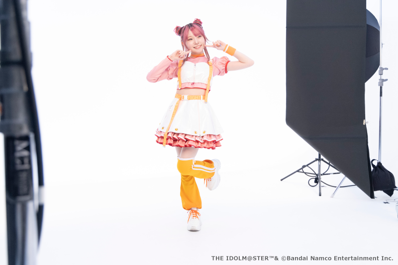 shinyc_official's tweet photo. ✦・・・━━・
  #シャニマスソロライブMSP
公式グッズ事前販売ファイナル
　　　　　　　・━━・・・✦

🚨受注は明日7/12(日)まで🚨

パンフ撮影のオフショットを公開✨

ソロ衣装姿のキャスト28名の撮りおろし写真を掲載📷
豪華なパンフをお見逃しなく🎵

◇特設サイト
https://t.co/kfxoOsCppU https://t.co/oYyCdZik5A
