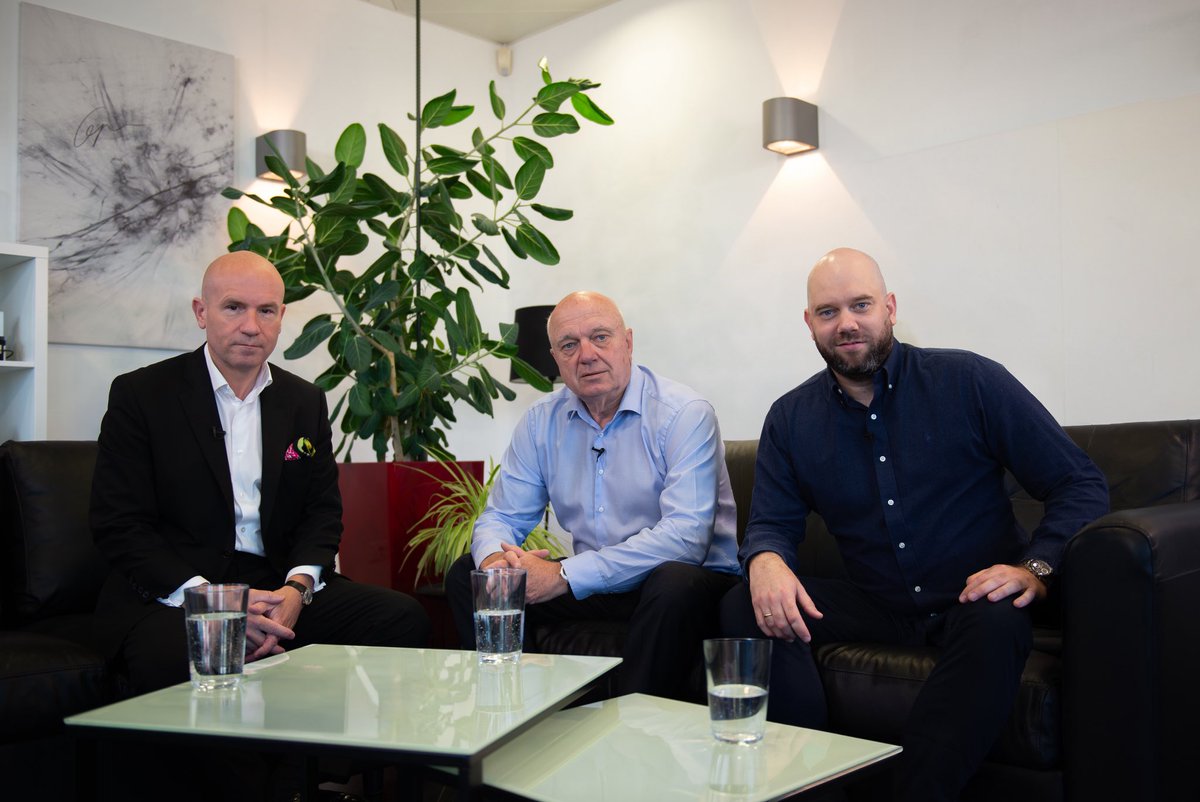 PallasCapital's tweet photo. Spannender Austausch zwischen unserem Vorstand und Wolfgang Schwarz sowie Paul Schwarz von Spörk Antriebssysteme.

Das österreichische Unternehmen ist auf Robotik, Automatisierung, Antriebstechnik und Schaltschrankbau spezialisiert und derzeit auf Expansionskurs. https://t.co/R65tOPMMIX